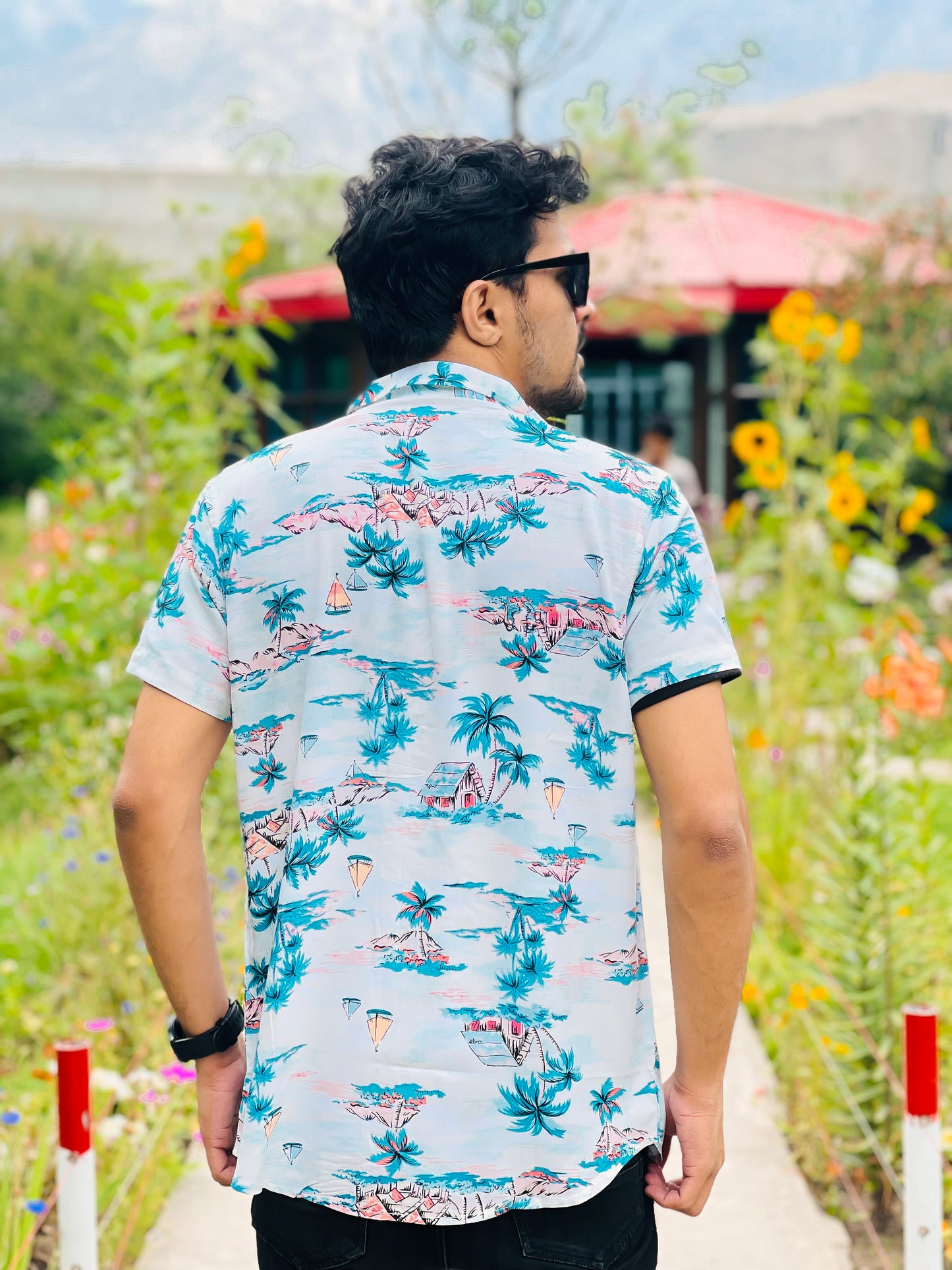 Men's Sundays Floral short sleeve shirt